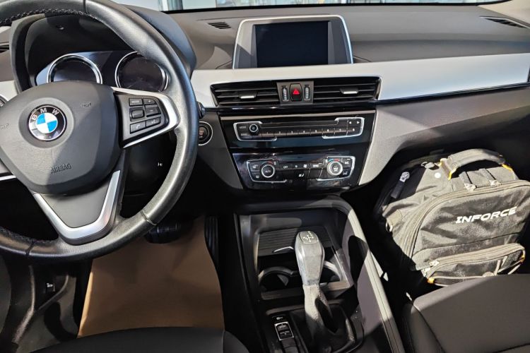 宝马X1 2019款 sDrive20Li 领先型局部细节16