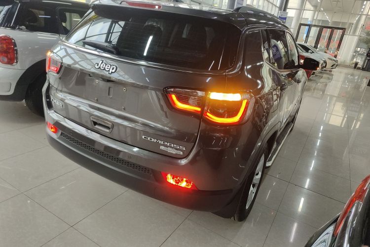 Jeep 指南者 2017款 200T 自动家享版车身外观7