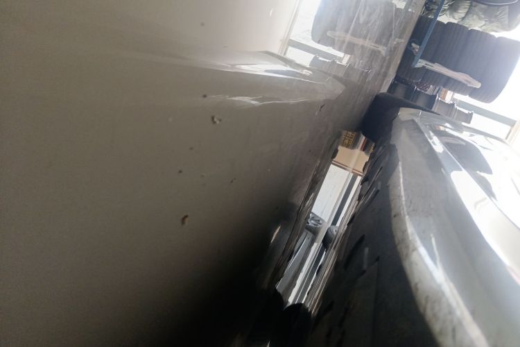 特斯拉 Model S 2023款 双电机全轮驱动版局部细节9001