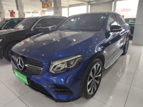 奔驰GLC轿跑 2018款 GLC 260 4MATIC 轿跑SUV