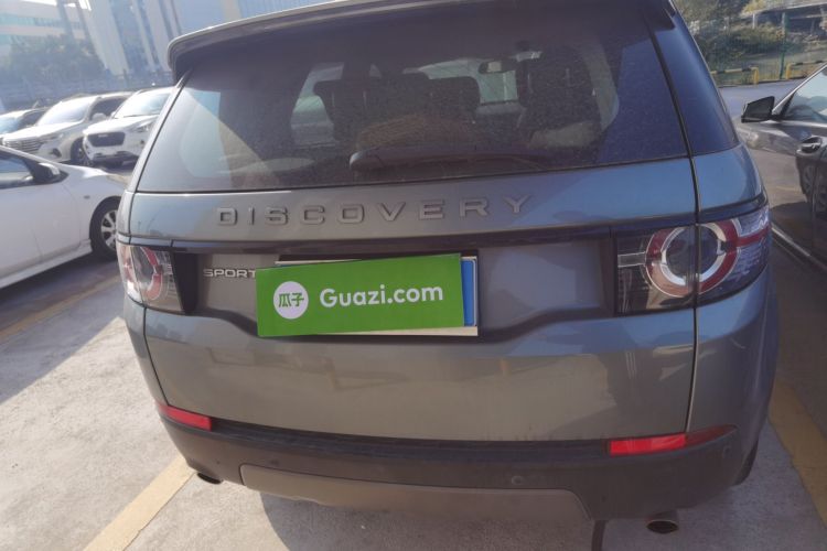 路虎 发现神行 2018款 240PS SE版车身外观6