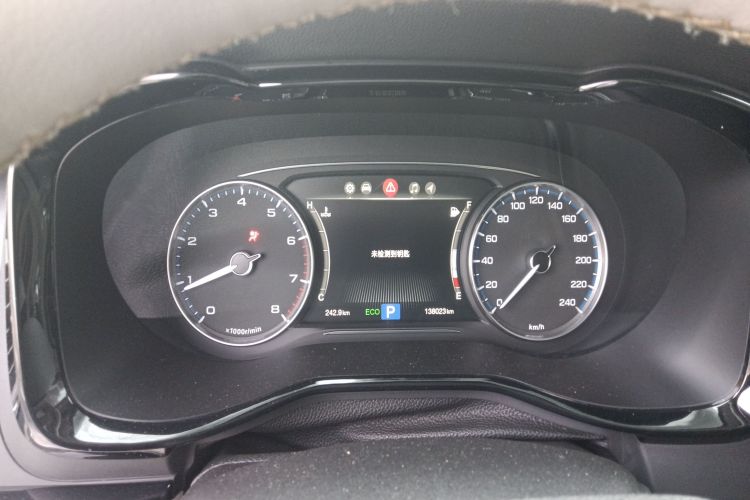 广汽传祺 传祺M8 2018款 320T 尊贵版中控内饰14