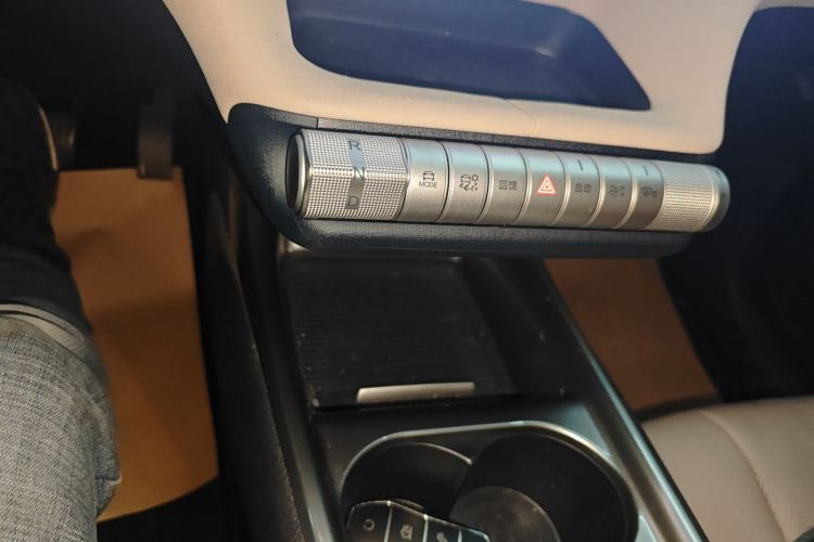 比亚迪 海豚 2025款 420km 自由版中控内饰18