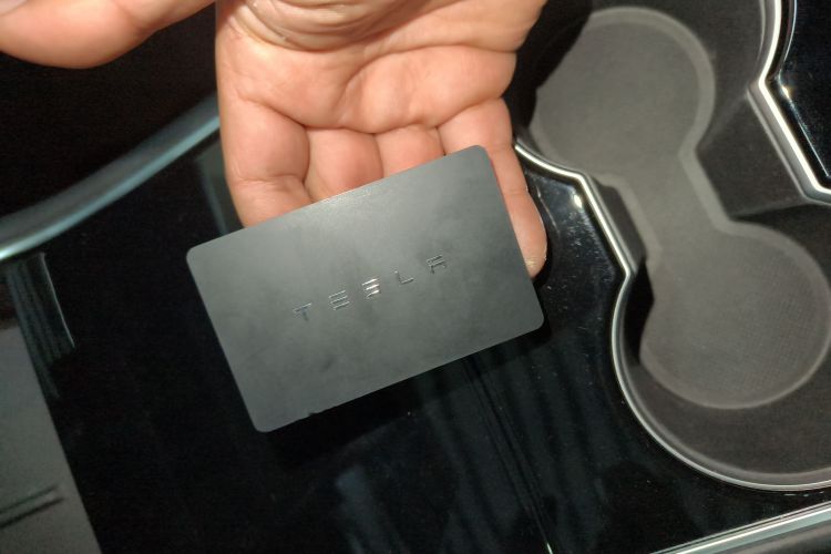 特斯拉 Model 3 2019款 标准续航后驱升级版中控内饰11