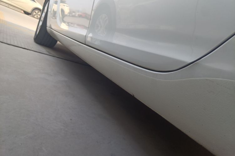 别克 君威 2015款 1.6T 领先技术型局部细节9002