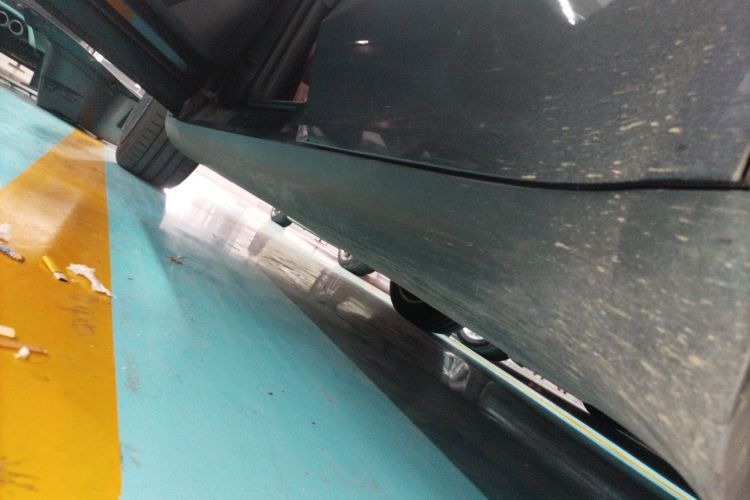 特斯拉 Model Y 2022款 改款 后轮驱动版局部细节9002