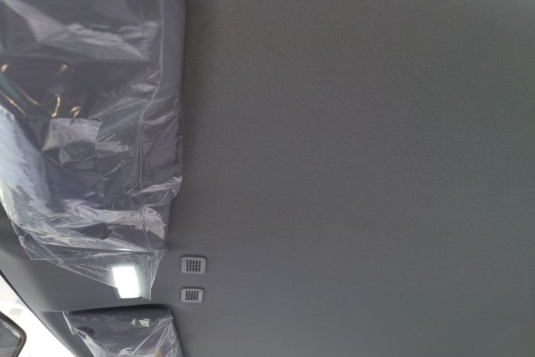 吉利银河 2025款 210km 熊猫骑士中控内饰22