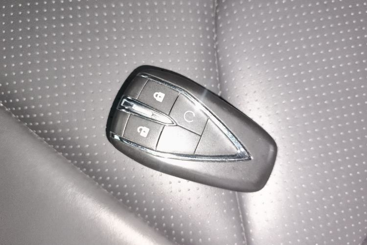 长安CS75 PLUS 2023款 第二代 1.5T 自动精英型中控内饰11