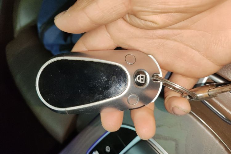 奔驰E级 2020款 改款 E 260 L中控内饰7001