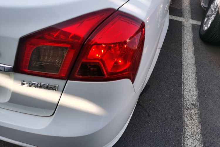 别克 凯越 2013款 1.5L 自动经典型车身外观6006