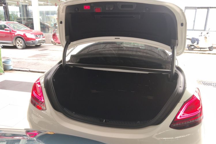 奔驰C级 2021款 C 260 星耀臻藏版机舱底盘23
