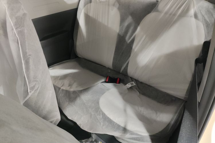 吉利银河 熊猫 2025款 210km 元气熊中控内饰21