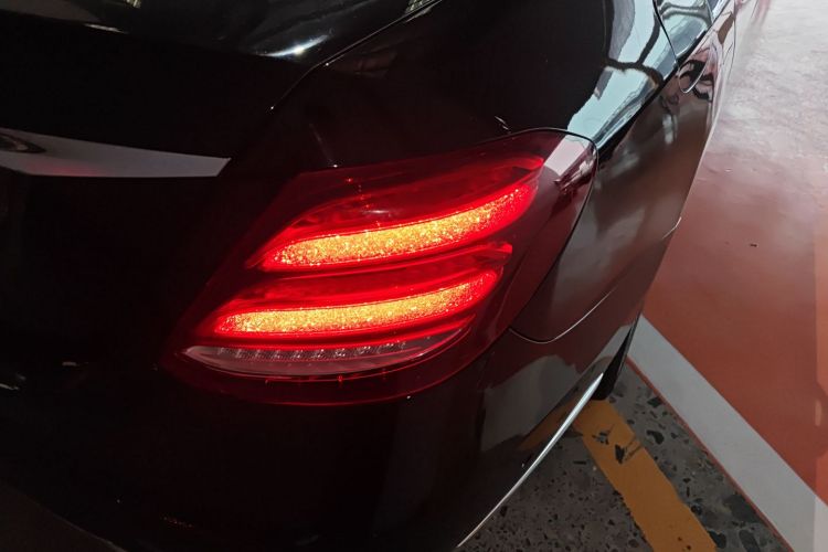 奔驰E级 2016款 E 200 L车身外观6001