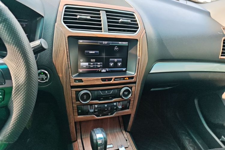 福特 探险者(进口) 2017款 2.3T 风尚版中控内饰16