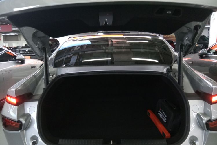 小鹏P7 2020款 670E局部细节23