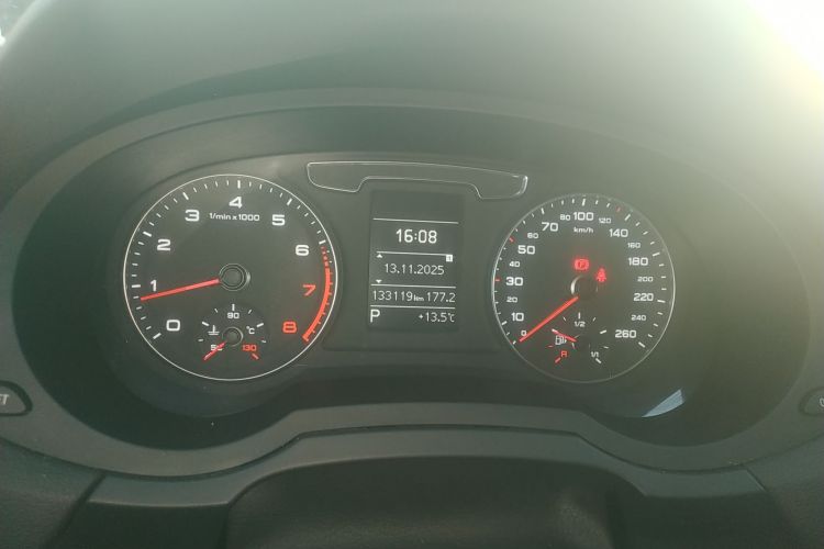 奥迪Q3 2016款 30 TFSI 标准型局部细节14