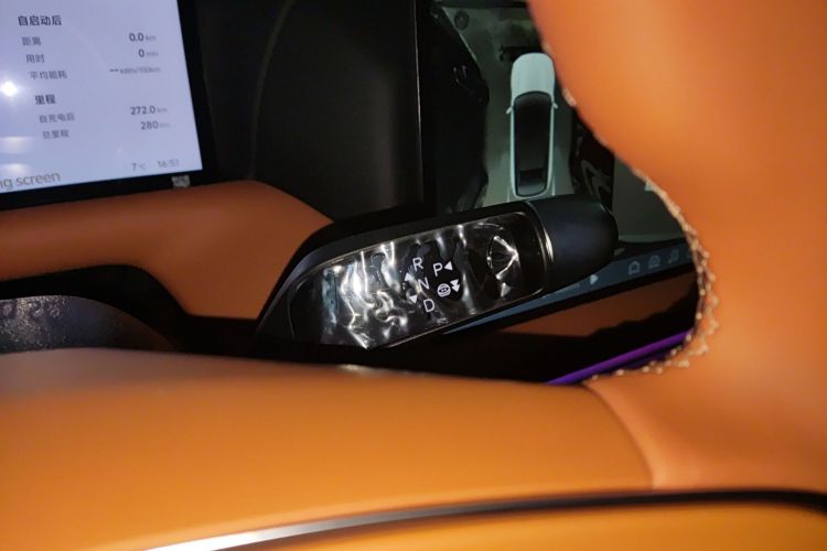 小鹏G9 2025款 725 超长续航 Max中控内饰18