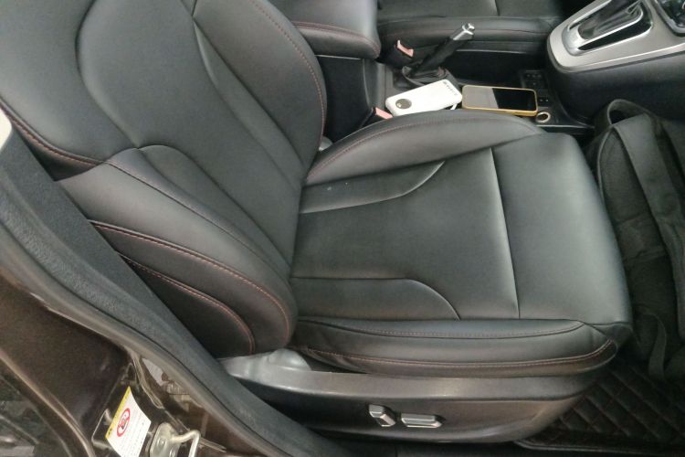 哈弗H6 2015款 运动版 1.5T 自动两驱豪华型局部细节41