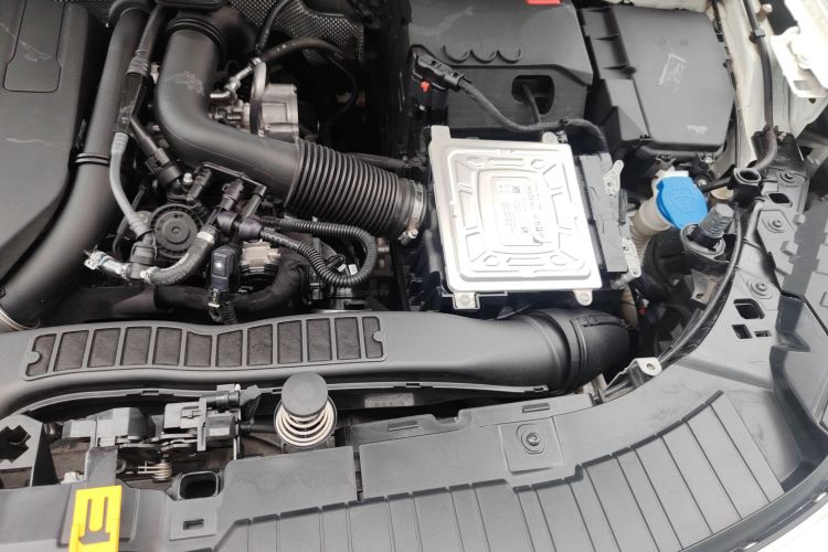 奔驰GLA 2023款 GLA 200局部细节9007