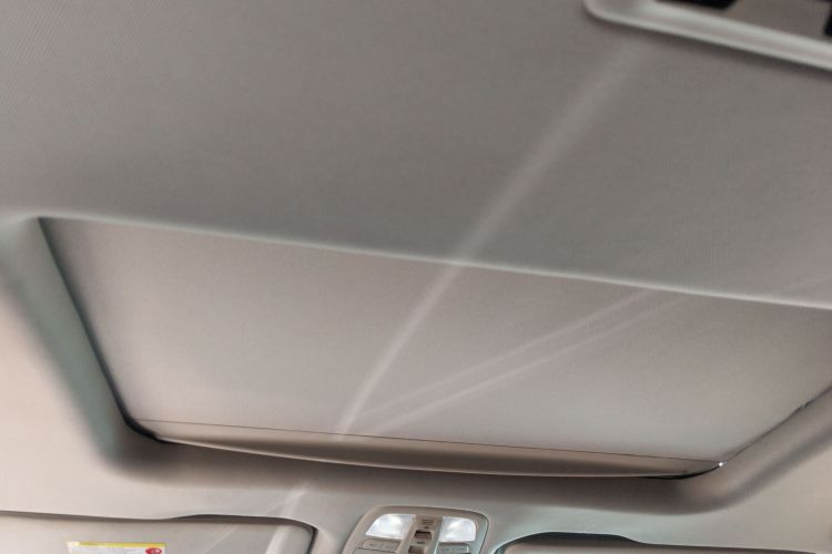 上汽大通MAXUS 大通G10 2018款 PLUS 2.0T 自动旗舰版局部细节22