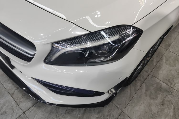 奔驰A级AMG(进口) 2017款 改款 AMG A 45 4MATIC局部细节36