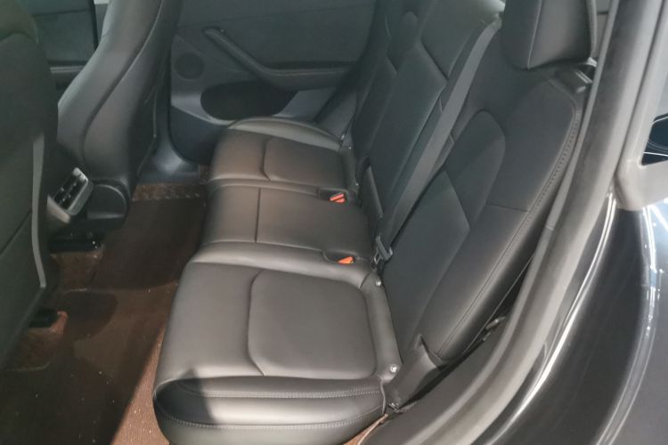 特斯拉 Model Y 2024款 后轮驱动版中控内饰21