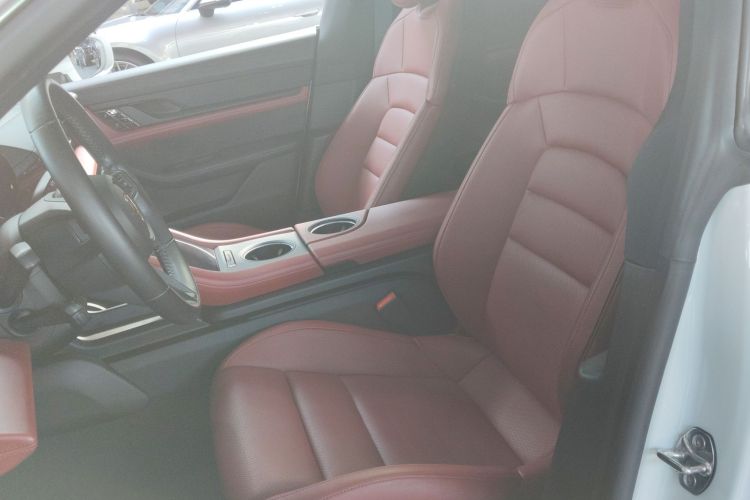 保时捷 2020款 Taycan中控内饰19