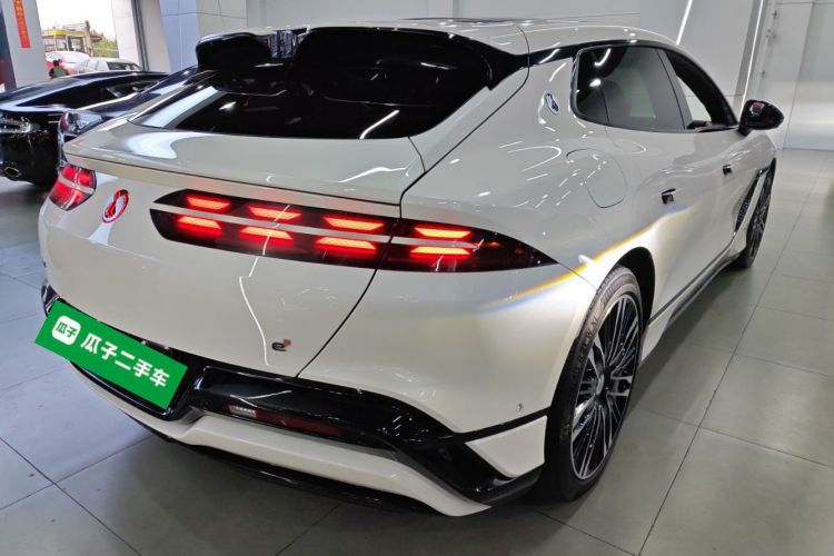 腾势Z9GT 2024款 1100四驱Ultra版车身外观6005