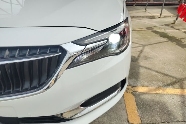 别克GL6 2019款 18T 6座互联尊贵型 国V局部细节36