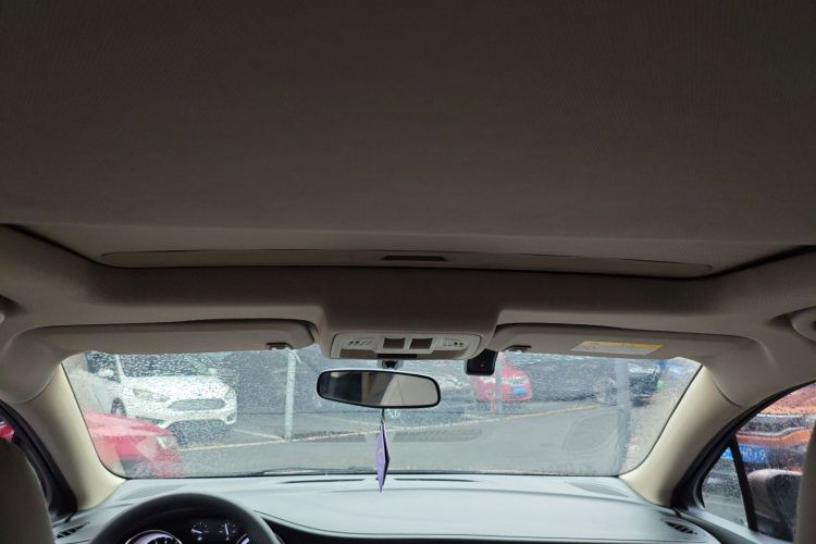 别克 威朗 2018款 三厢 15S 自动进取型中控内饰22