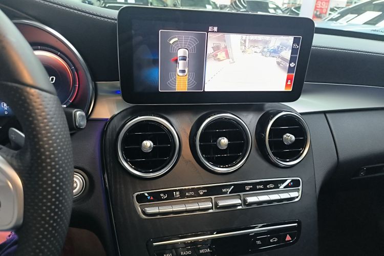 奔驰C级 2021款 C 200 L 时尚型运动版中控内饰16