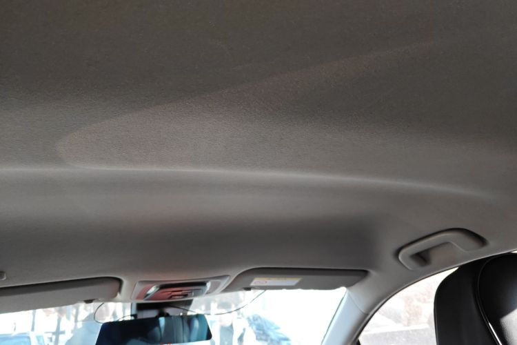 丰田 卡罗拉锐放 2022款 2.0L 先锋版中控内饰22