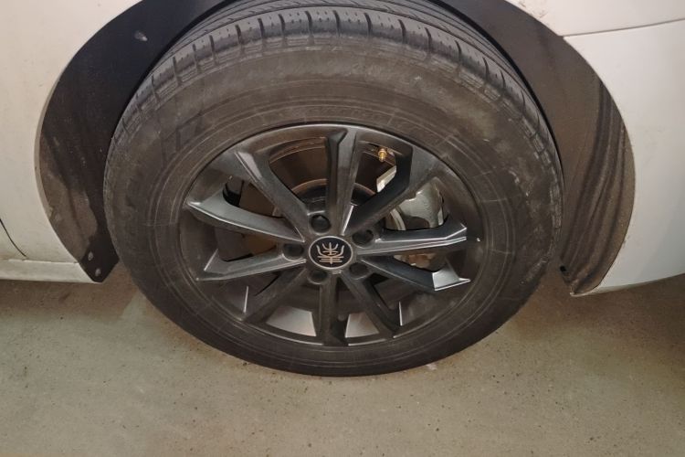 比亚迪 秦PLUS 2021款 EV 400KM 领畅版车身外观6007