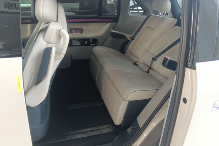 极氪MIX 2025款 长续航智驾版中控内饰7004