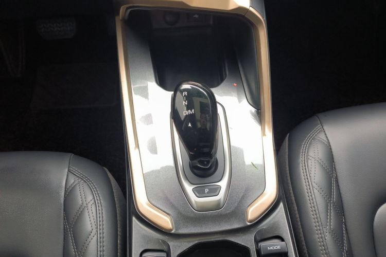 哈弗H6 2021款 1.5T 自动冠军版中控内饰18