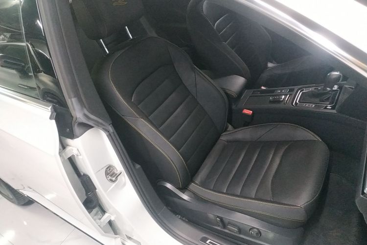 一汽-大众CC 2023款 380TSI 夺目版局部细节41