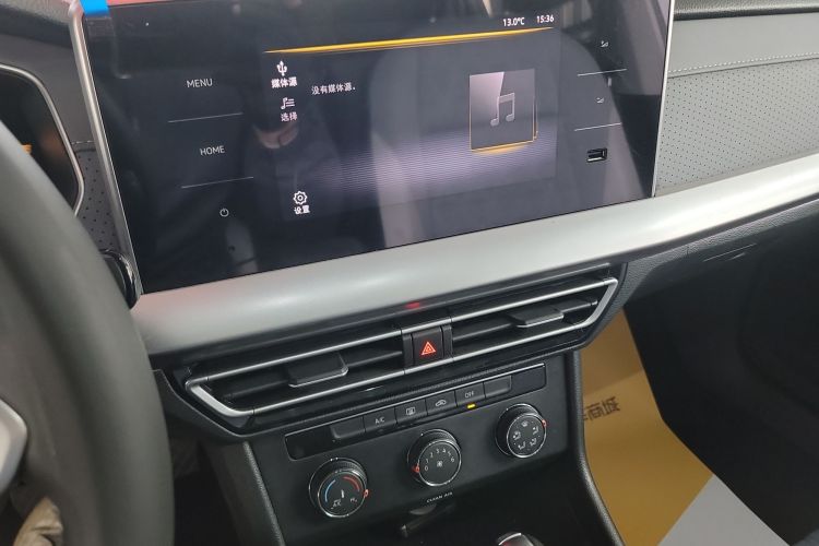 大众 朗逸 2023款 300TSI DSG满逸版中控内饰16