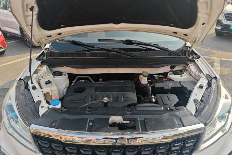 猎豹汽车 猎豹CS9 2017款 1.5L CVT舒适型机舱底盘24