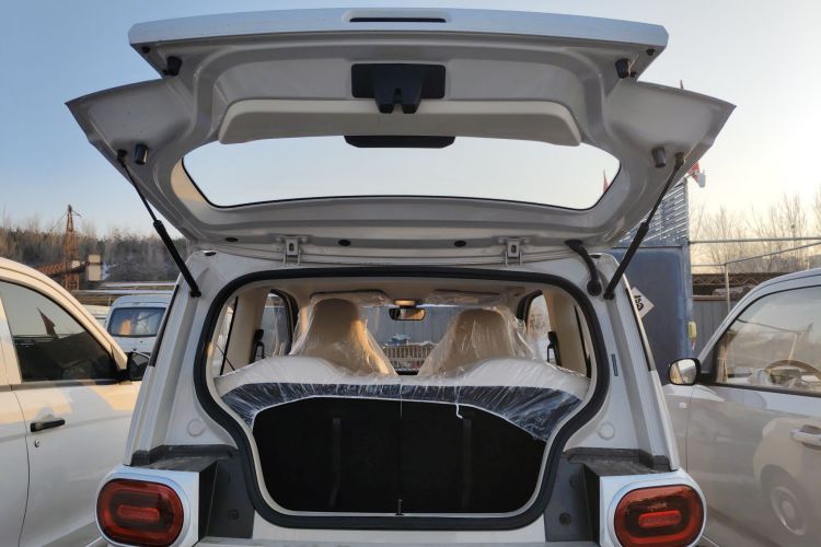 五菱汽车 宏光MINIEV 2024款 第三代 215km 青春版局部细节23