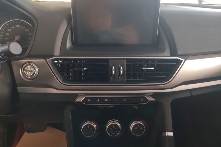 哈弗H6 2021款 运动版 1.5T 自动精英智联型 U型格栅中控内饰16