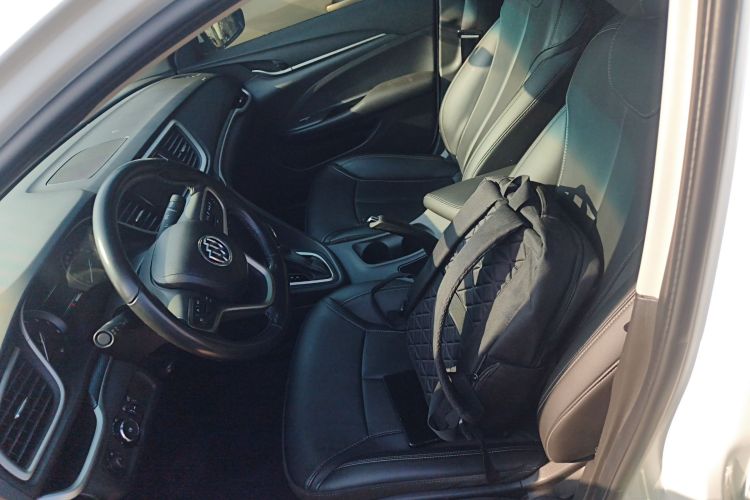 别克 英朗 2019款 18T 自动互联精英型 国VI中控内饰19