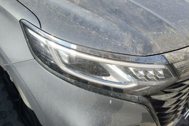 荣威iMAX8 2021款 400TGI Supreme系列尊荣版车身外观8