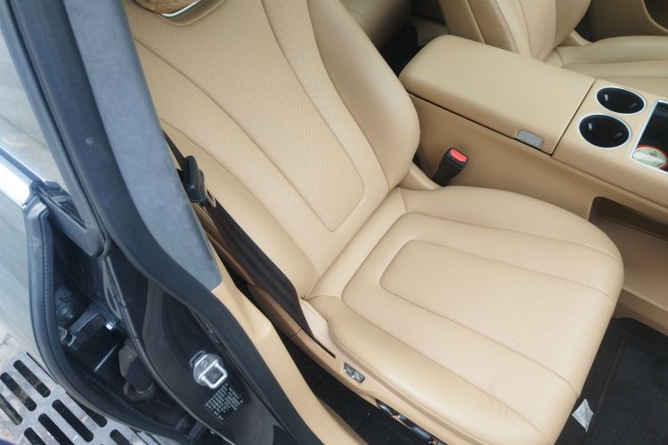 鸿蒙智行 智界R7 2024款 纯电 736km UItra局部细节41