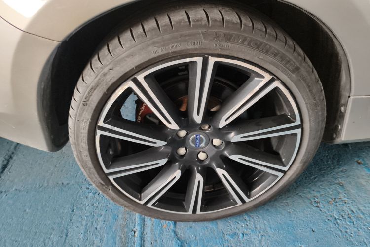 沃尔沃S60 2016款 S60L T4 智远版车身外观6002