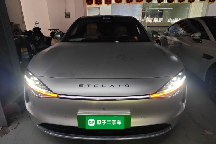 鸿蒙智行 享界S9 2024款 纯电 Ultra 四驱旗舰版车身外观2