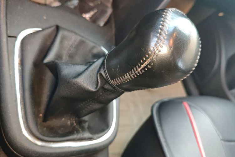 大众 Polo 2014款 1.6L 手动舒适版中控内饰18