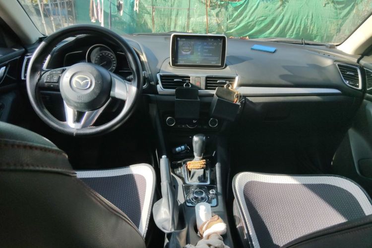 马自达3 昂克赛拉 2016款 三厢 1.5L 自动舒适型中控内饰12