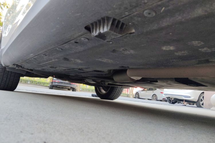 宝马X1 2014款 sDrive18i 时尚型局部细节9001