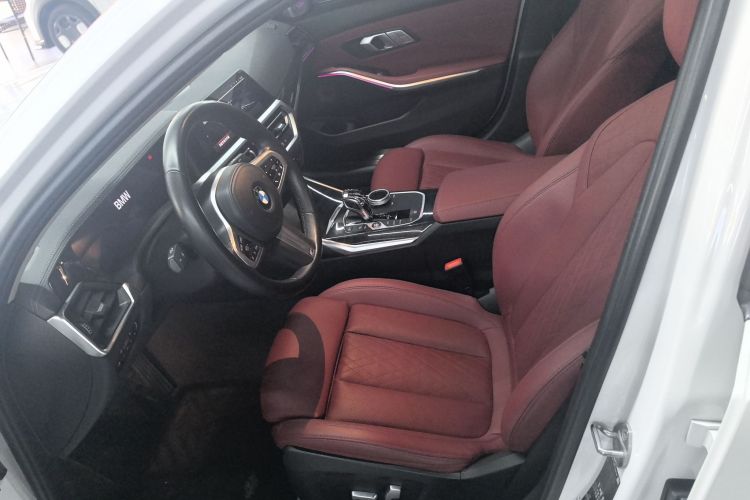 宝马3系 2022款 325Li M运动套装中控内饰19