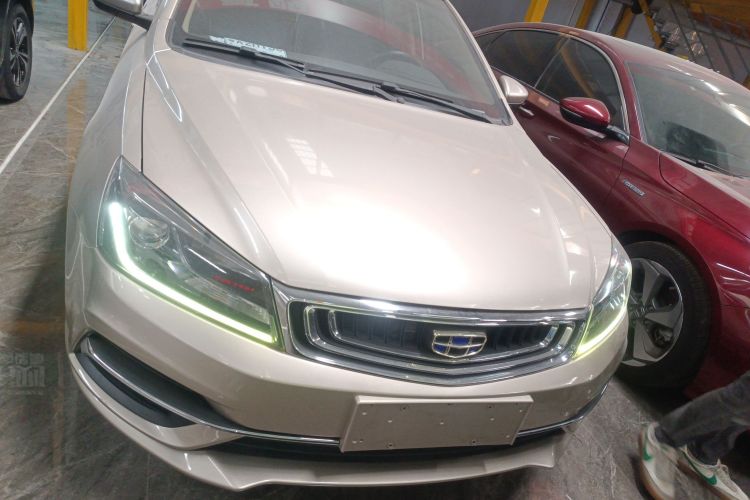 吉利汽车 帝豪 2018款 1.5L CVT向上互联版车身外观2